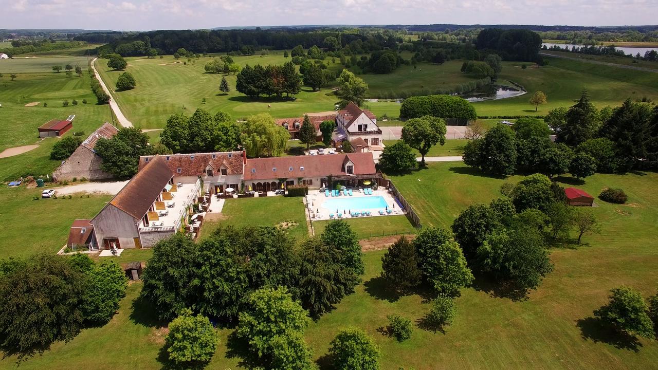 Golf Hotel De La Carte 츄지수르세스 외부 사진